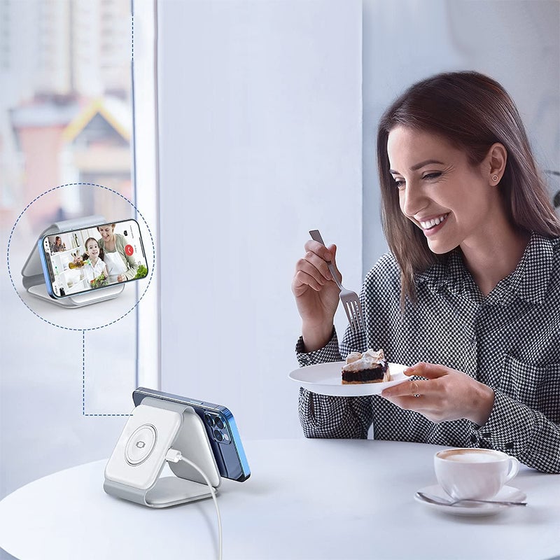 Nuovo caricabatterie wireless pieghevole 3 in 1