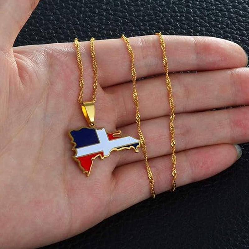 Collana creativa con mappa e bandiera