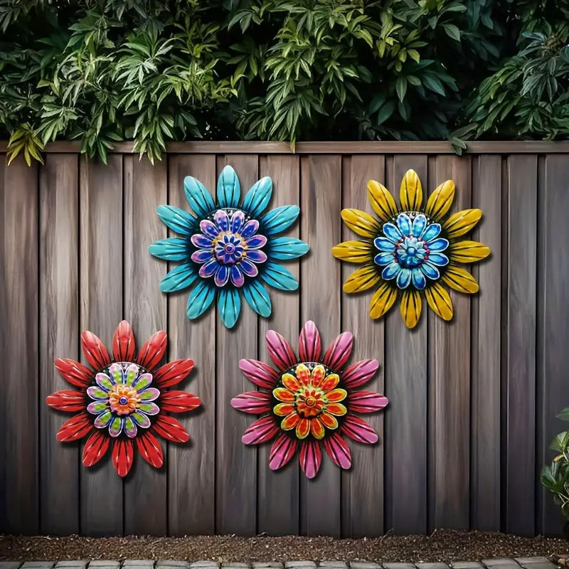 Decorazioni artigianali floreali in metallo