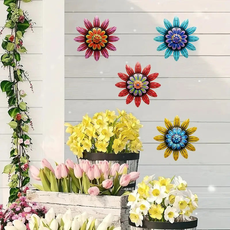 Decorazioni artigianali floreali in metallo