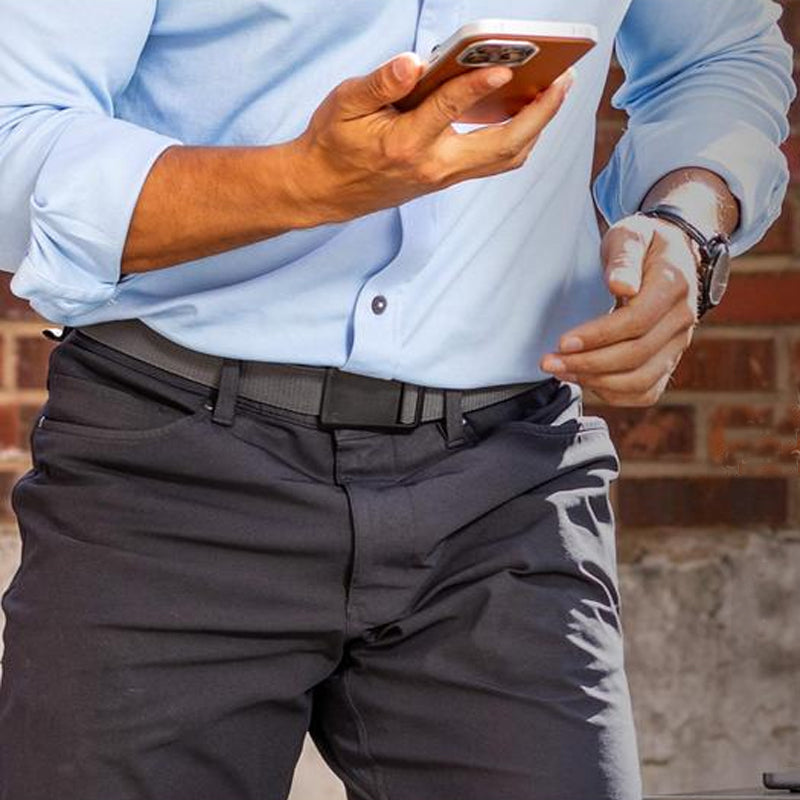 Cintura da uomo con fibbia magnetica