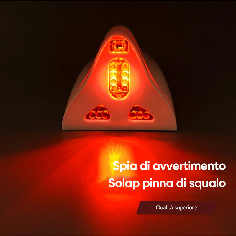 Spia solare a forma di pinna di squalo per auto
