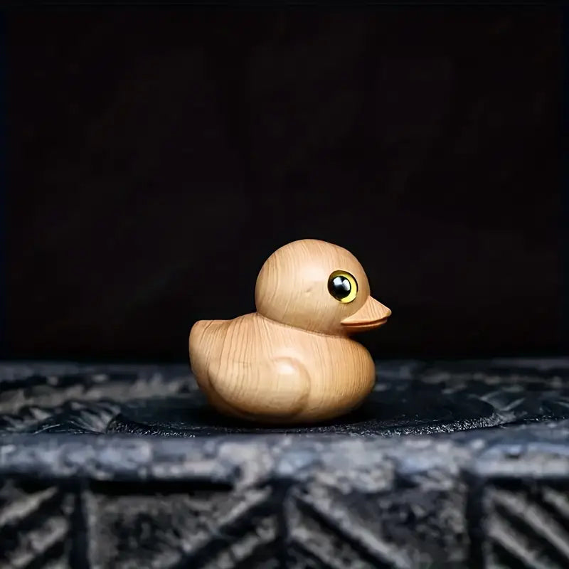 Anatra di gomma in legno fatta a mano