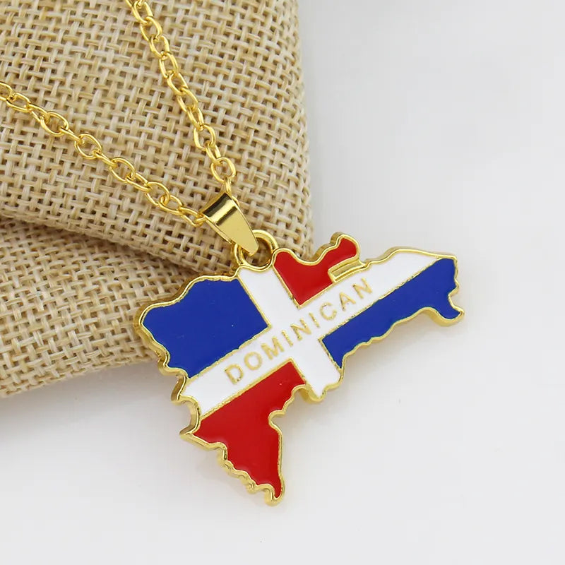 Collana creativa con mappa e bandiera
