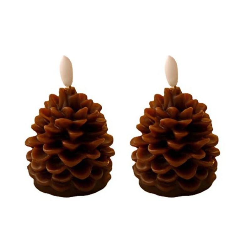 Candele a forma di pigna senza fiamma