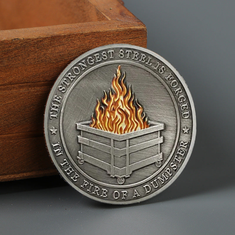 Moneta sfida Dumpster Fire