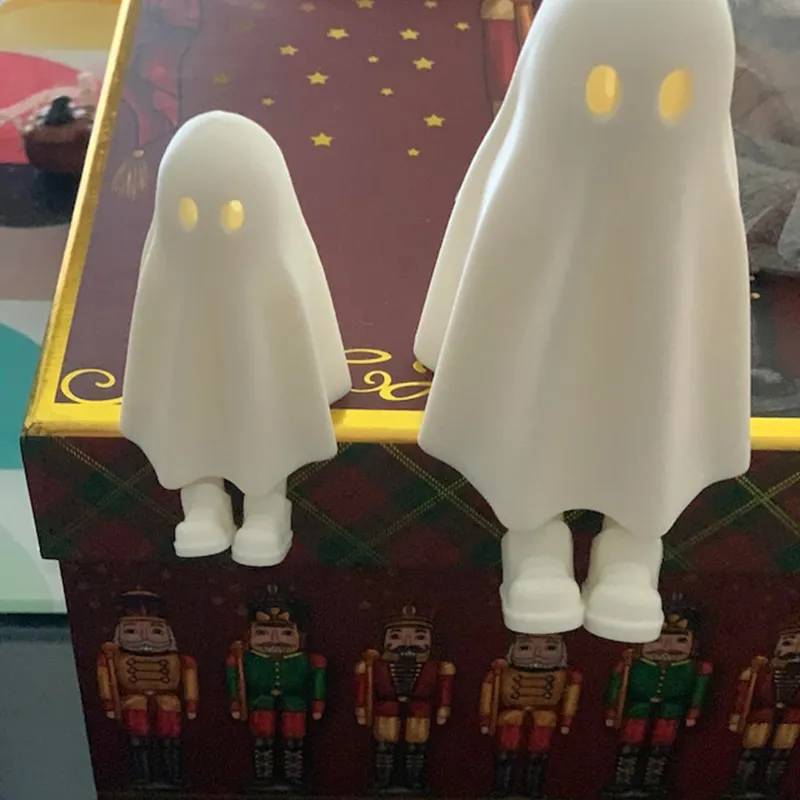 Fantasma decorativo stand-up unico