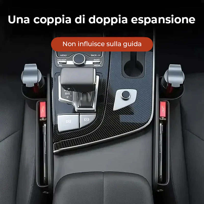 Scatole portaoggetti con spazio tra i sedili