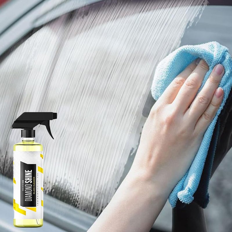 Detergente per vetri auto lucido