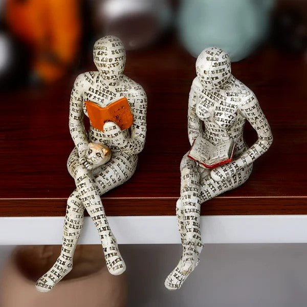 Artigianato di ornamenti in resina sotto forma di studioso