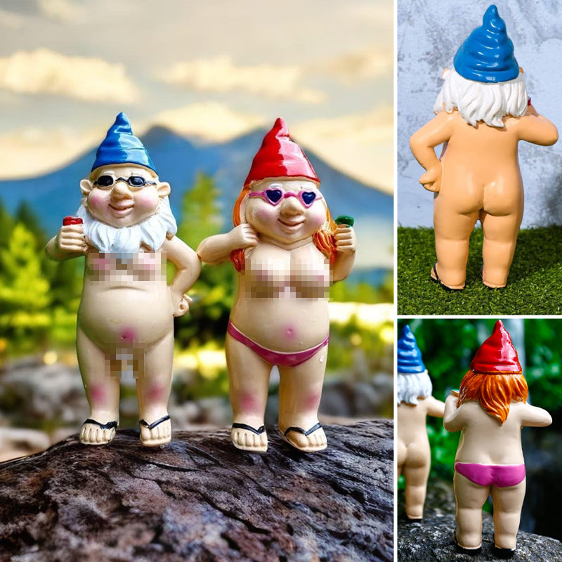 Statua divertente dello gnomo da giardino impertinente