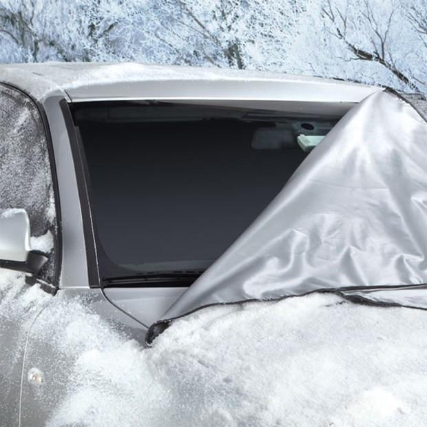 Copertura magnetica per parabrezza auto