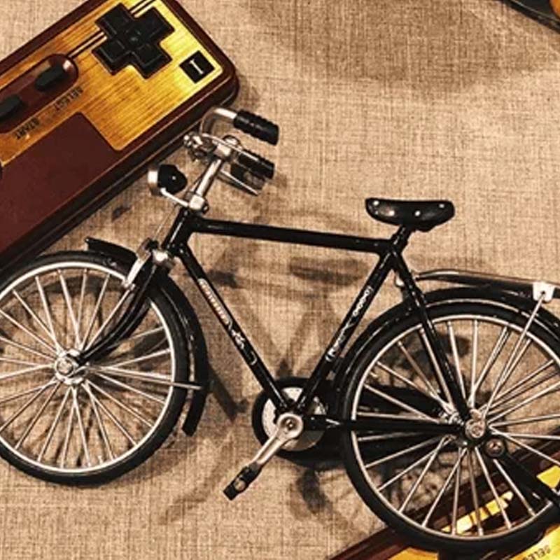 Modello di bicicletta in composito