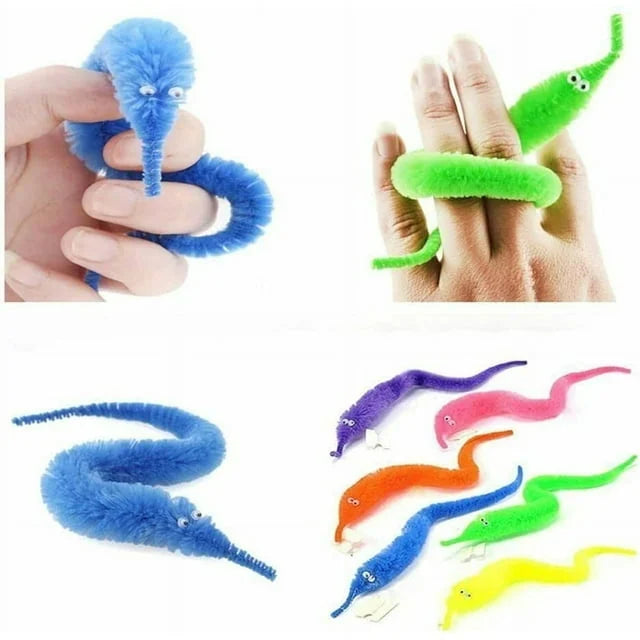 Tortorosi giocattoli a forma di verme sfocato