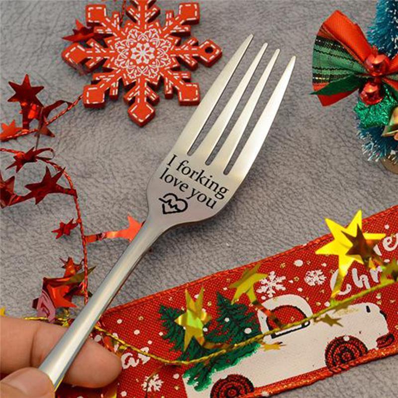Regalo con forchetta incisa
