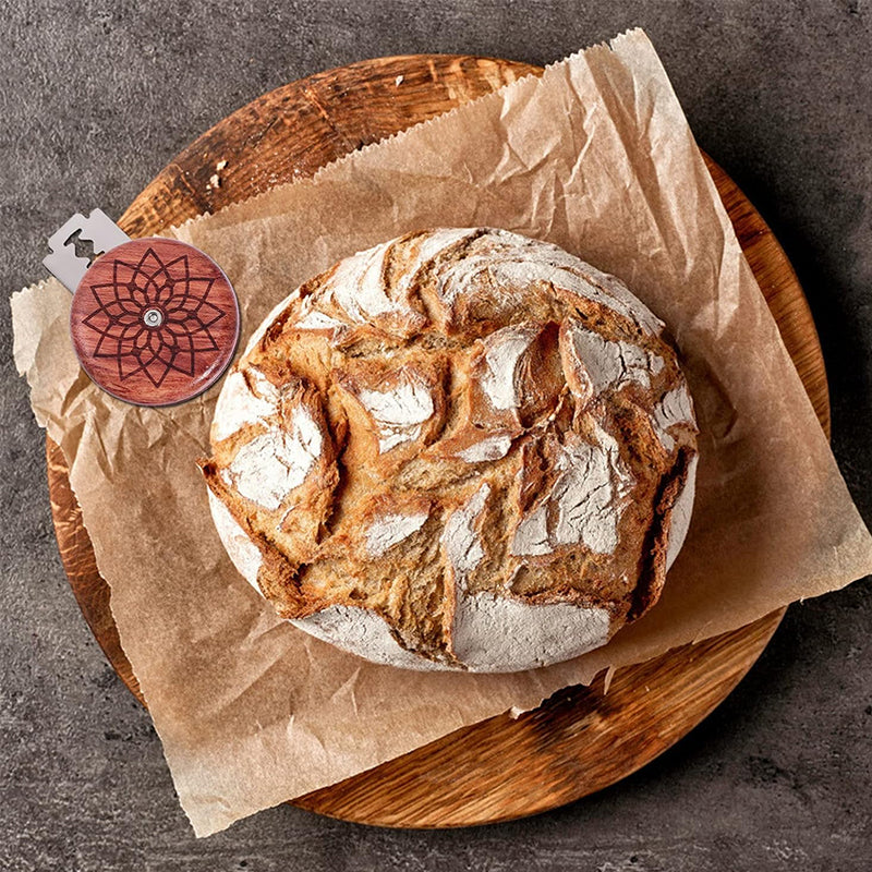 Strumento per tagliare il pane